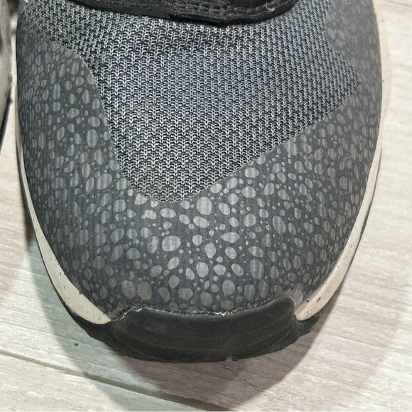 Nike Air Huarache Sneakers Shoes - Picture 5 of 12